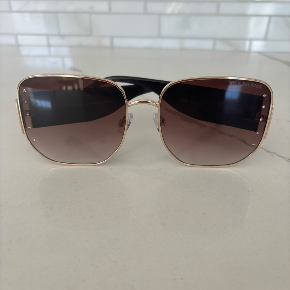 True Religion Gold Frame Sunglasses with Brown Lenses NEW - Picture 4 of 5